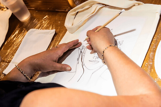 Atelier apéro peinture sur textile à Serris (77)