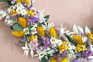 Atelier création de couronne en fleurs séchées à Mouvaux (59)
