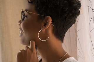 Atelier création de boucles d’oreilles en argent à Toulouse (31)
