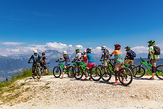 Descente en VTT électrique - Takamaka - Annecy (74)