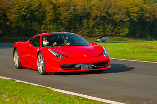 Découverte Ferrari 458 Italia (4 tours) sur le Pôle Mécanique d'Alès