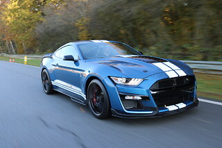 Découverte Ford Mustang Shelby GT500 (5 tours) sur le Circuit de Nogaro (2.2km)