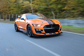 Découverte Ford Mustang Shelby GT500 (5 tours) sur le Circuit de Nogaro (2.2km)