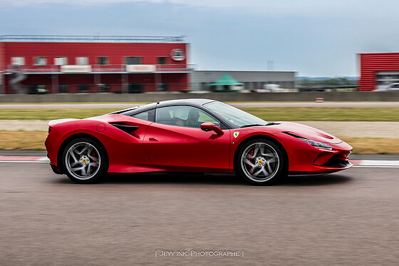 Découverte Ferrari F8 Tributo (3 tours) sur le Circuit de Folembray (02)