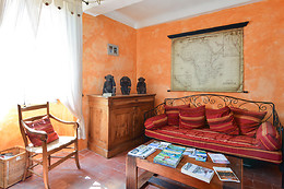 Maison Saint Louis