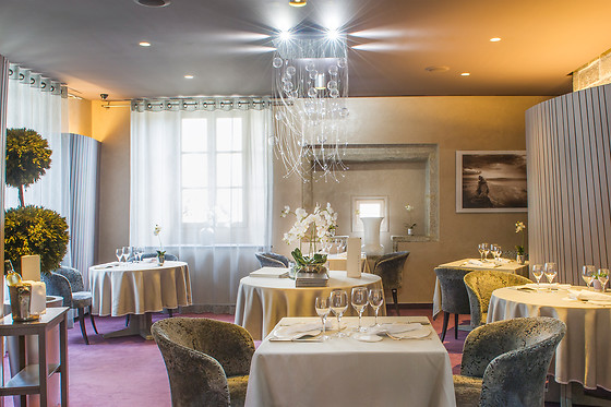 Séjour pour 2 au Château d'Orfeuillette**** à Albaret-Sainte-Marie (48)