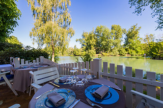 Un repas pour deux à l'Hôtel restaurant Le Gonfalon à Germigny-l'Évêque (77)