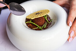 Bistro V