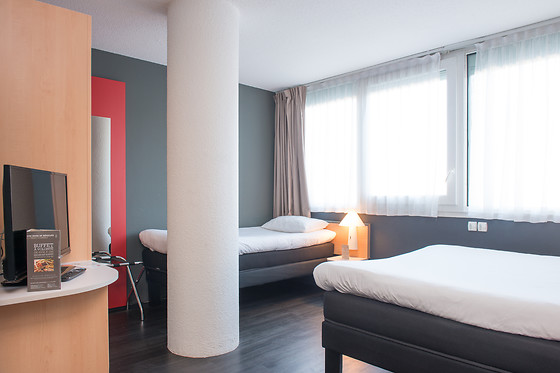 Hotel Ibis Lorient Centre Gare - photo 4