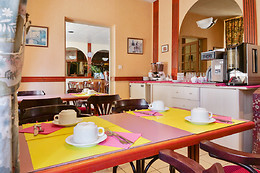 Hôtel Brasserie des Deux Porches