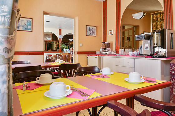 Hôtel Brasserie des Deux Porches - photo 5