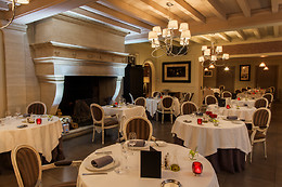 LE VALLON DE VALRUGUES HOTEL SPA & VILLAS.