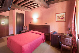 Hotel des trois Maures