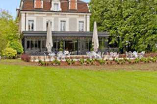Séjour pour 2 au Château de la Dame Blanche*** à Gegneuille (25)