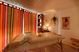 Massage hawaïen au Centre Ymalaya à Saint-Germain-en-Laye (78)