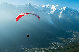 Vol en Parapente aux Houches en face du Mont Blanc (74)