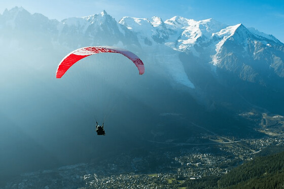 Vol en Parapente aux Houches en face du Mont Blanc (74)