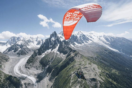 Vol en Parapente aux Houches en face du Mont Blanc (74)