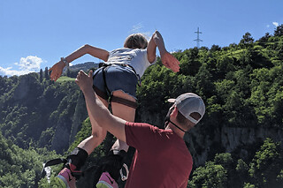 Saut à l'élastique au Pont de Ponsonnas (38)