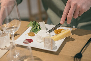 Atelier fabrication de fromages & dégustation à Paris 5ème