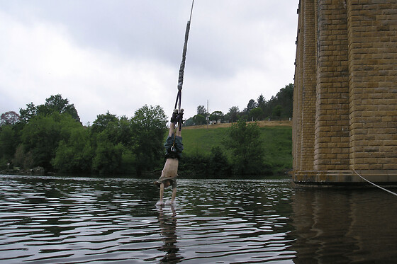 Saut à l'élastique du Viaduc de l'Isle Jourdain (86)