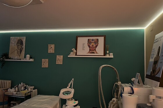 Nuova Estetica Jeanne - photo 1