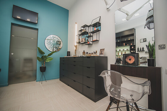Daniel Salon - photo 1