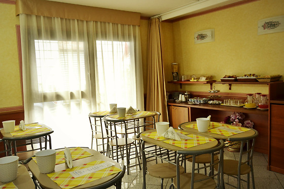 Hotel Colombo - photo 1