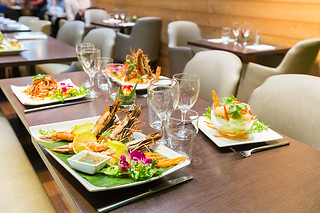 Repas pour 2 chez Suan Thaï à Paris 4e (75)