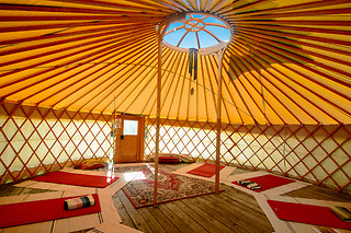 Séjour sous yourte au Camping Mandala à Prads-Haute-Bléone (04)