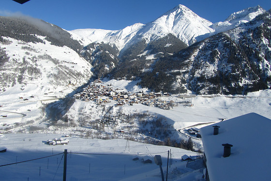 Hotel Cuntera - photo 0