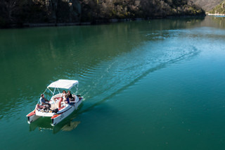 Balade en bateau électrique pour 6 - Le Héron des Raspes - Viala-du-Tarn (12)