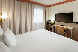 Futur Sure Hotel by Best Western Caen Memorial ***