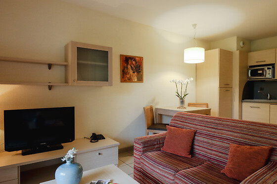 Adonis Divonne-les-bains - photo 3