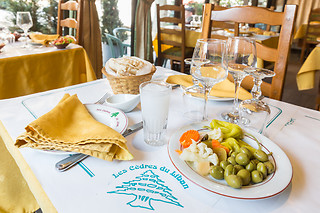 Un repas en duo aux Cèdres du Liban à Paris (75015)