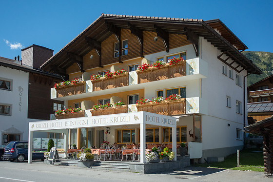 Hotel Kruezli - photo 0