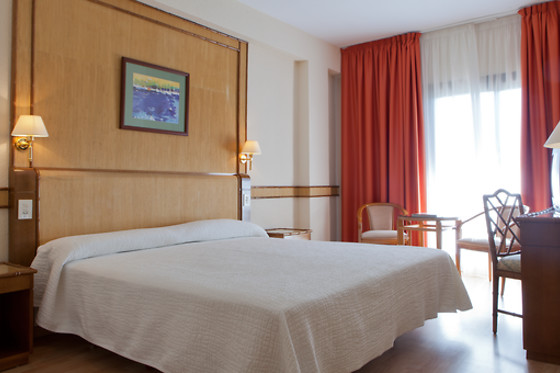 HOTEL INTUR ORANGE - photo 11