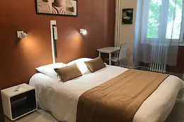 Au Royal Hotel