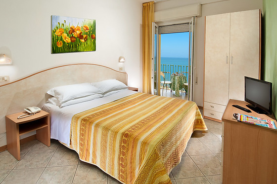 Hotel Gloria - photo 7