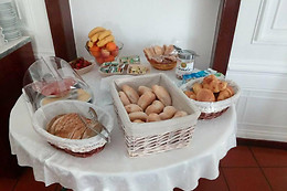 HOTEL SANTA COMBA