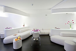 ABSOLUTO DESIGN HOTEL