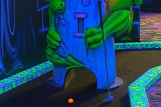 Partie de mini-golf en groupe - Goolfy Lille - Lomme (59)
