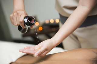 Une séance de massage ayurvédique pour 2 à Évasion Bien-Être à Vannes (56)