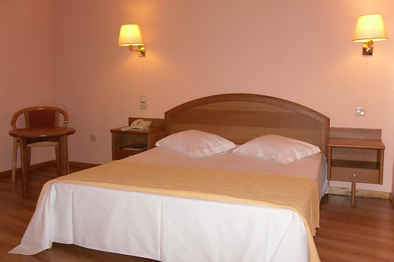 GRANDE HOTEL DOM DINIS - photo 2