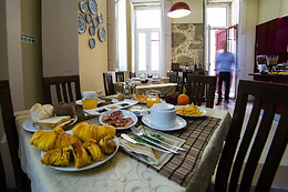DUKES CORNER GUEST HOUSE