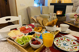 HOTEL VILLA FONTANAS