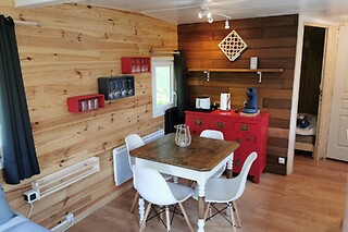 Séjour en chalet pour deux chez Bien-Hêtre Ecolodges à Fichous-Riumayou (64)