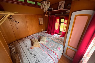Séjour en chalet pour deux chez Bien-Hêtre Ecolodges à Fichous-Riumayou (64)