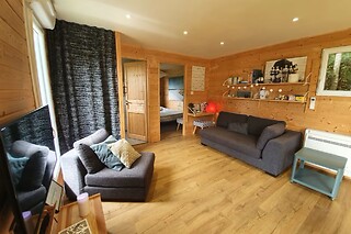 Séjour en chalet pour deux chez Bien-Hêtre Ecolodges à Fichous-Riumayou (64)