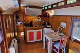 Séjour en chalet pour deux chez Bien-Hêtre Ecolodges à Fichous-Riumayou (64)